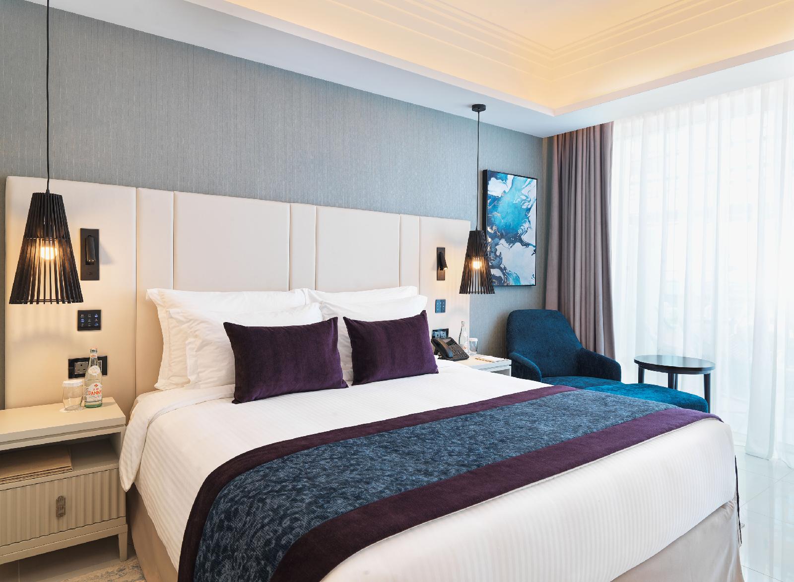 Amanti MadeForTwo Hotels