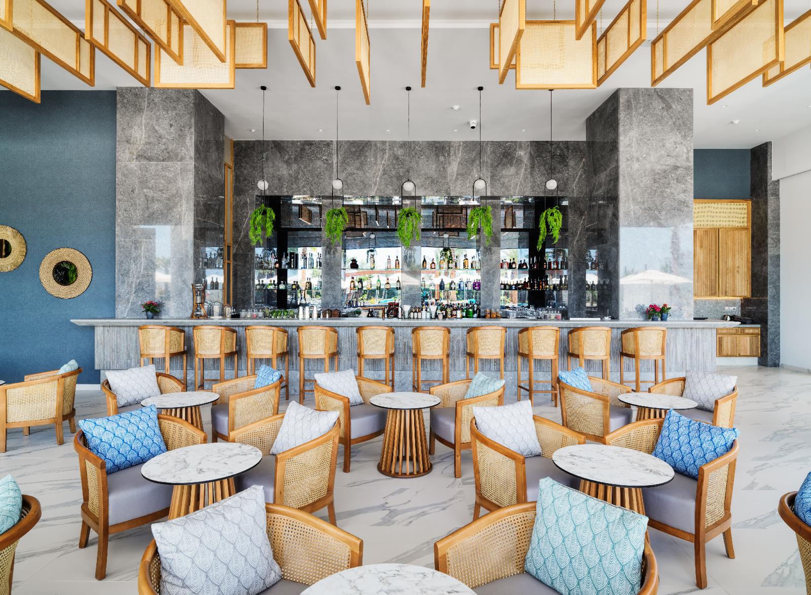Amanti MadeForTwo Hotels