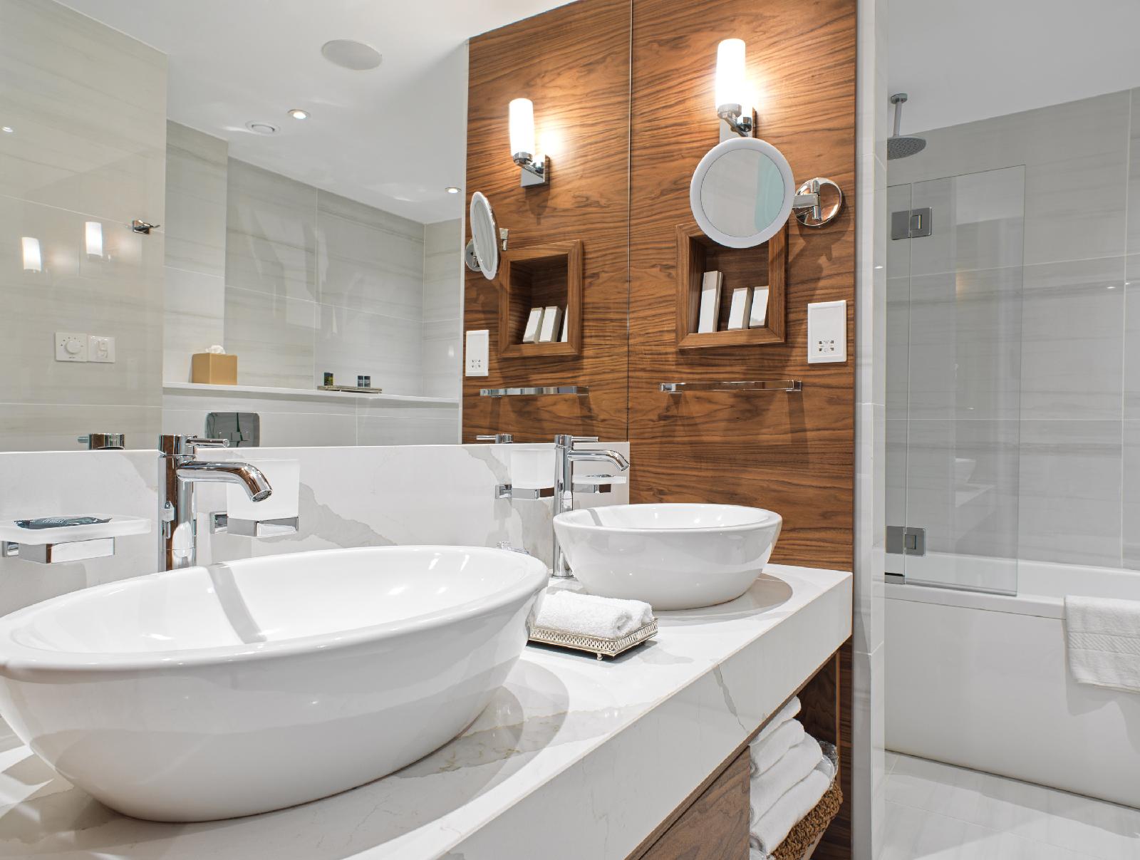 Amanti MadeForTwo Hotels