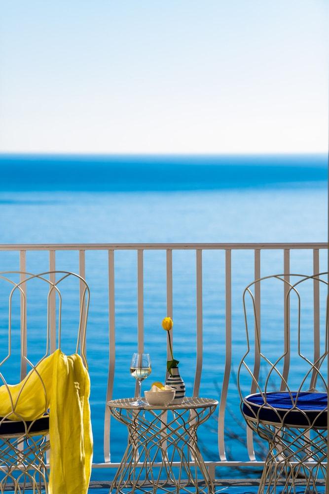Imperati Suites