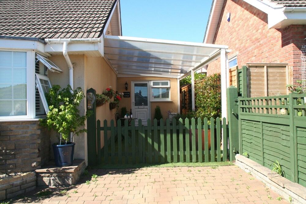 Amelyah Cottage