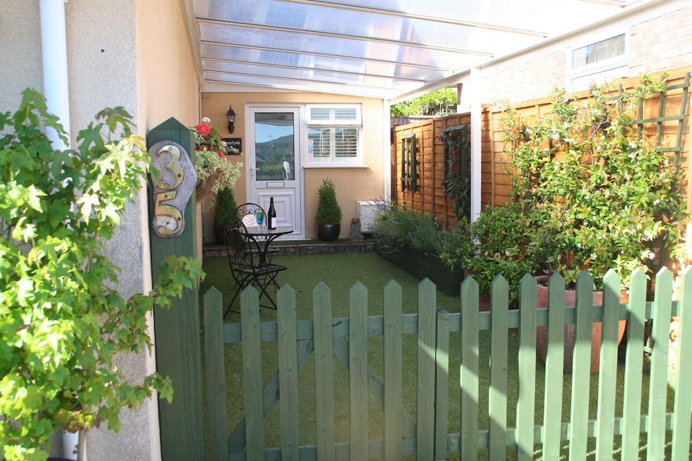 Amelyah Cottage