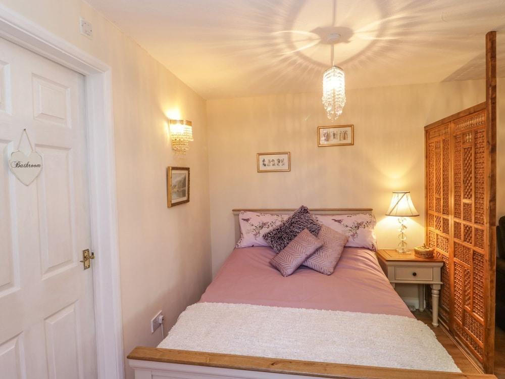 Amelyah Cottage