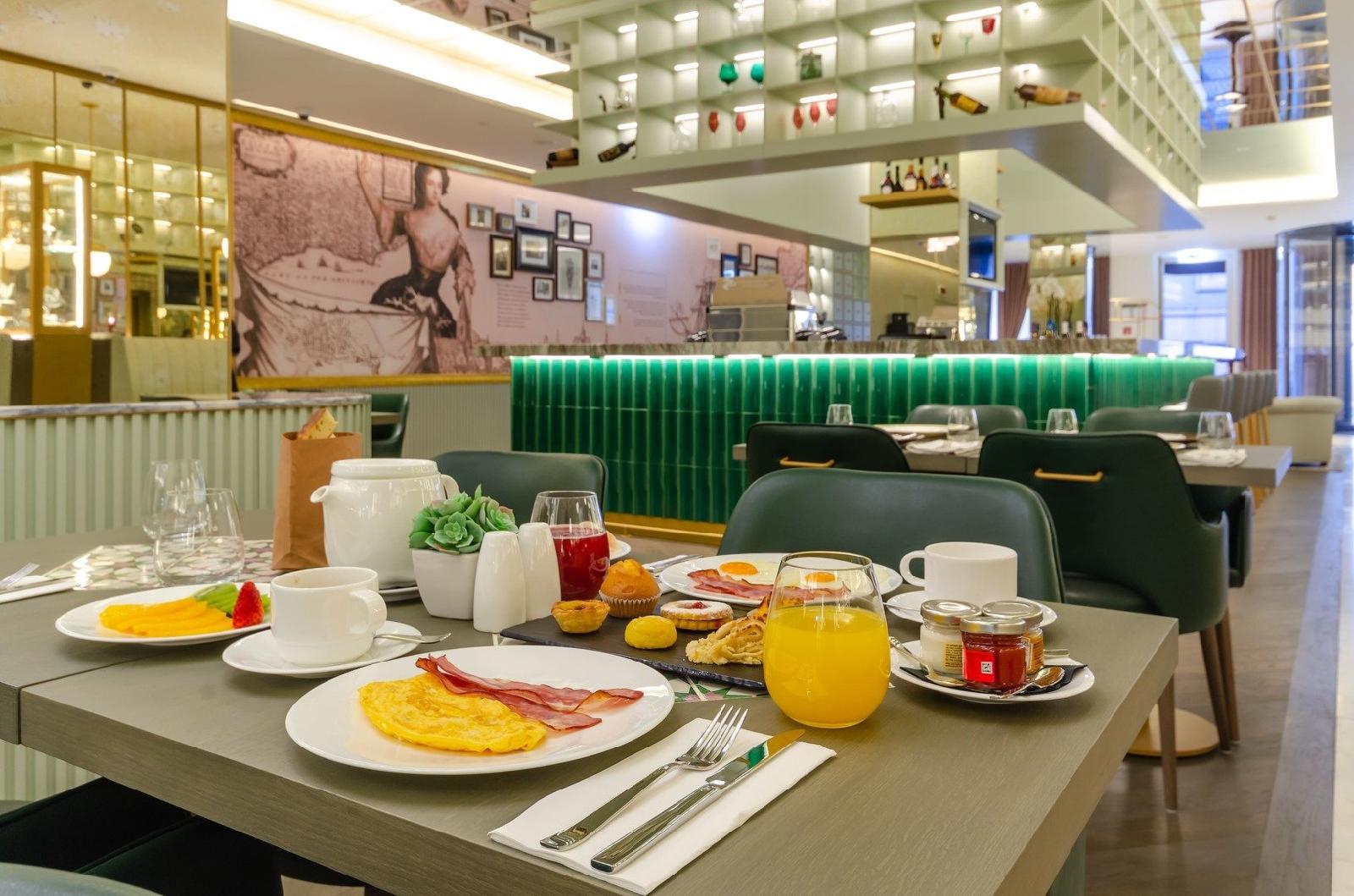 The Emerald House Lisbon, Curio Collection by Hilton