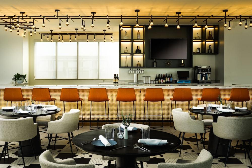 Hyatt House Lax Century Boulevard