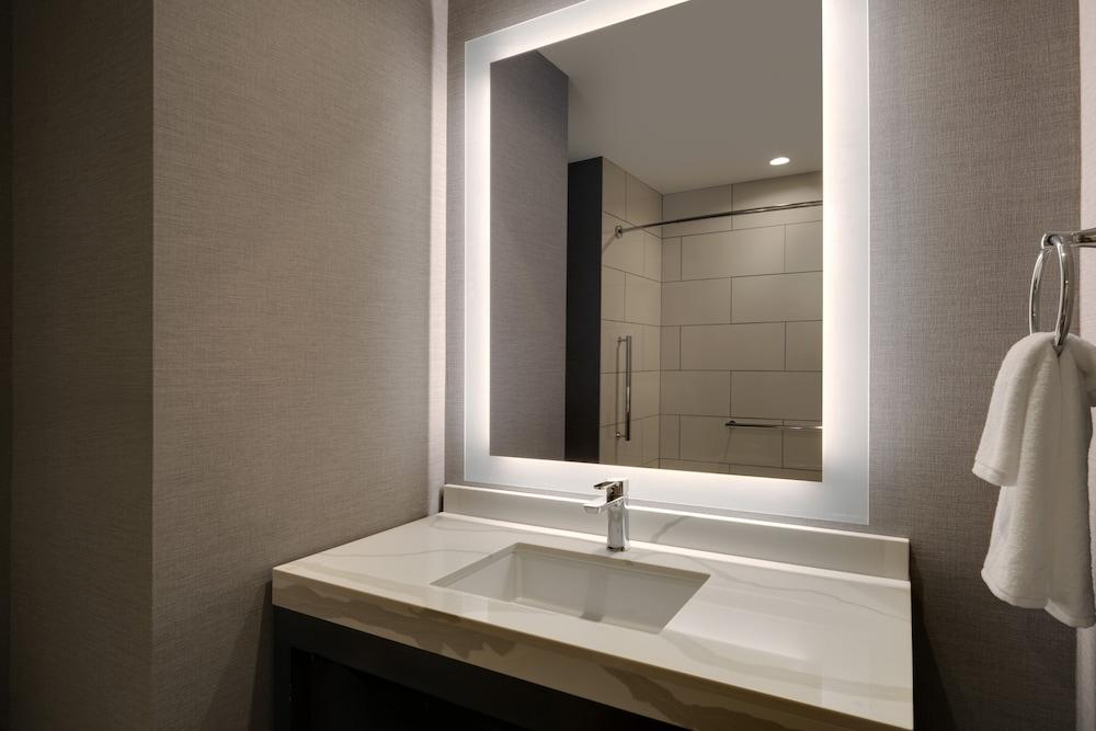 Hyatt House Lax Century Boulevard