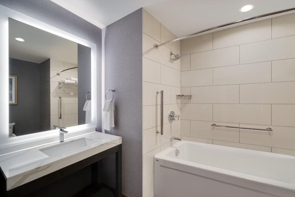 Hyatt House Lax Century Boulevard