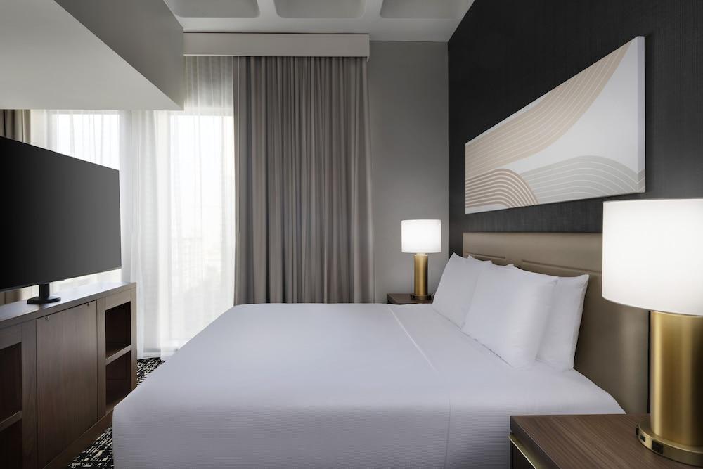 Hyatt House Lax Century Boulevard