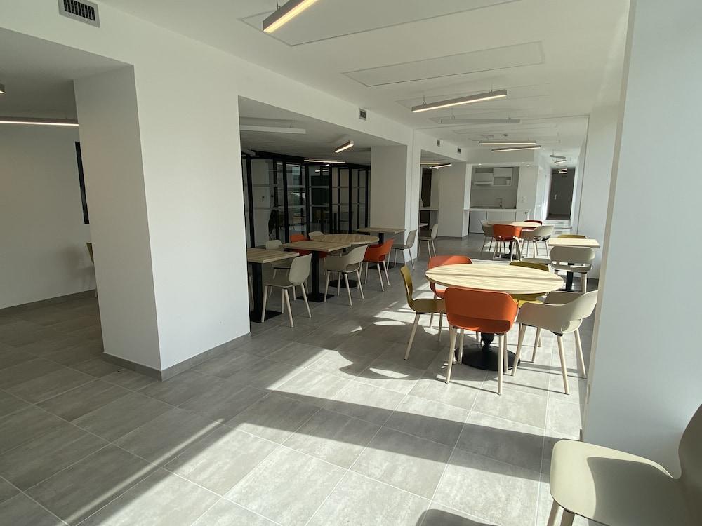 Moov'appart Hotel Clichy