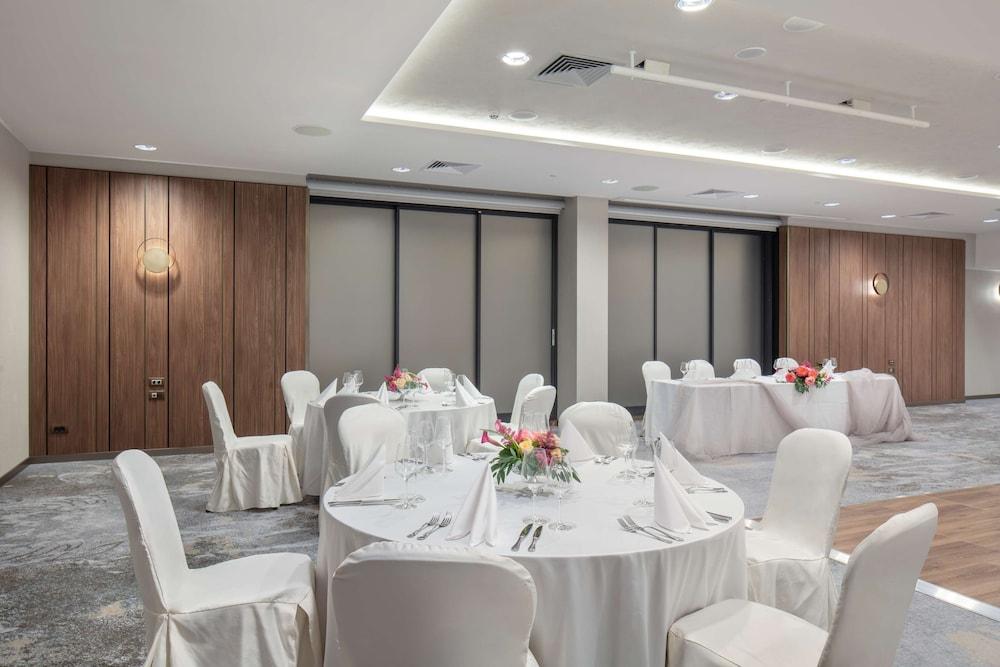 DoubleTree by Hilton Plovdiv Center