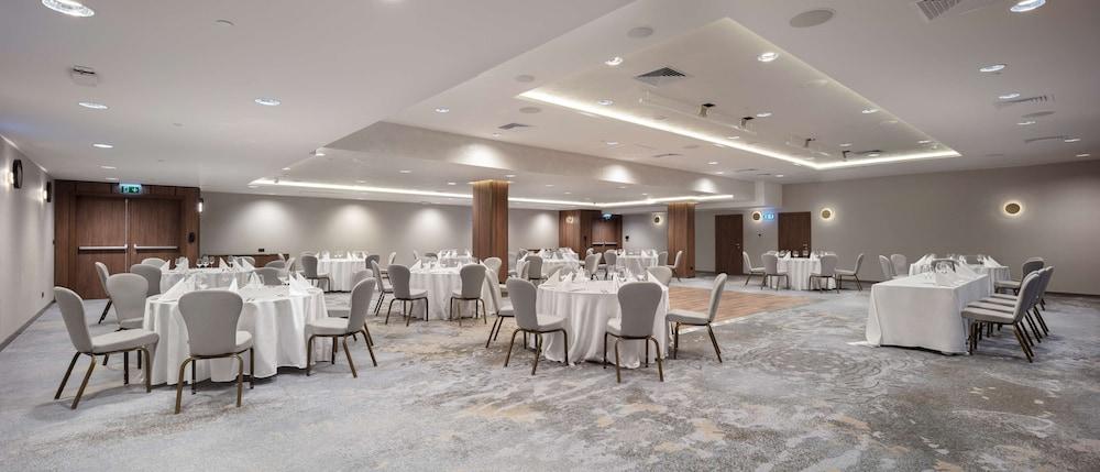 DoubleTree by Hilton Plovdiv Center