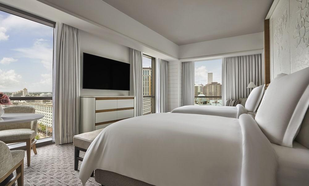 Four Seasons Hotel New Orleans