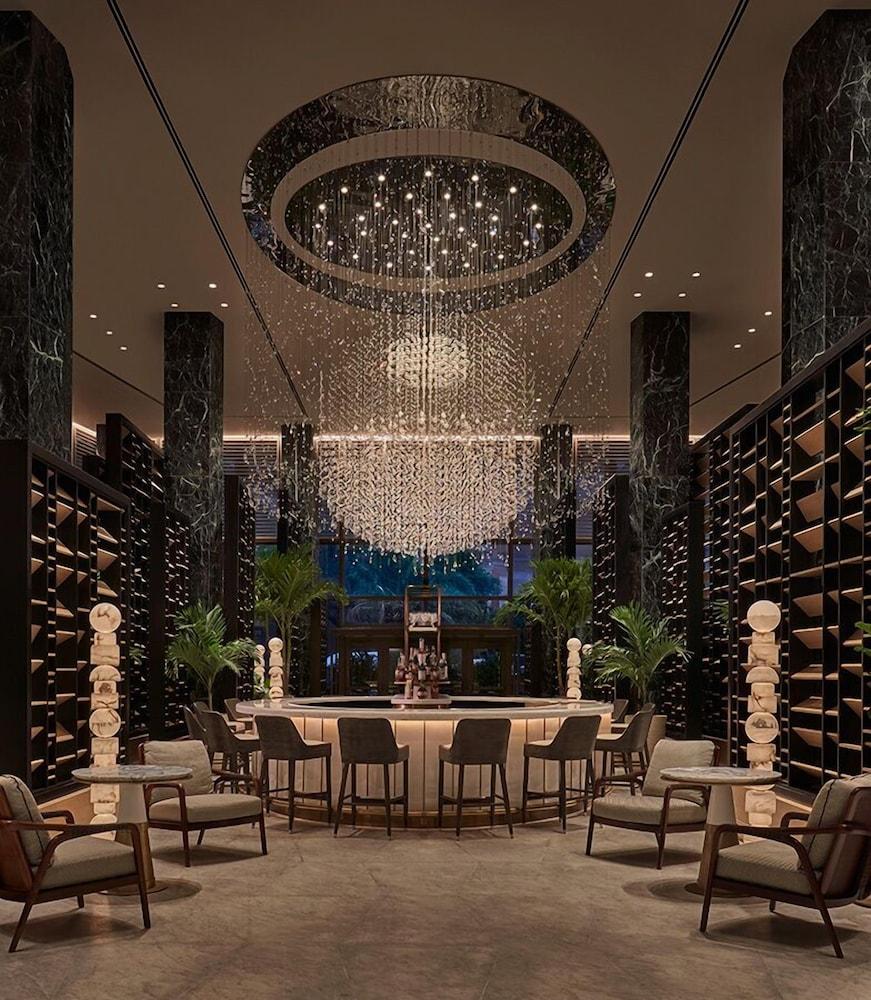 Four Seasons Hotel New Orleans