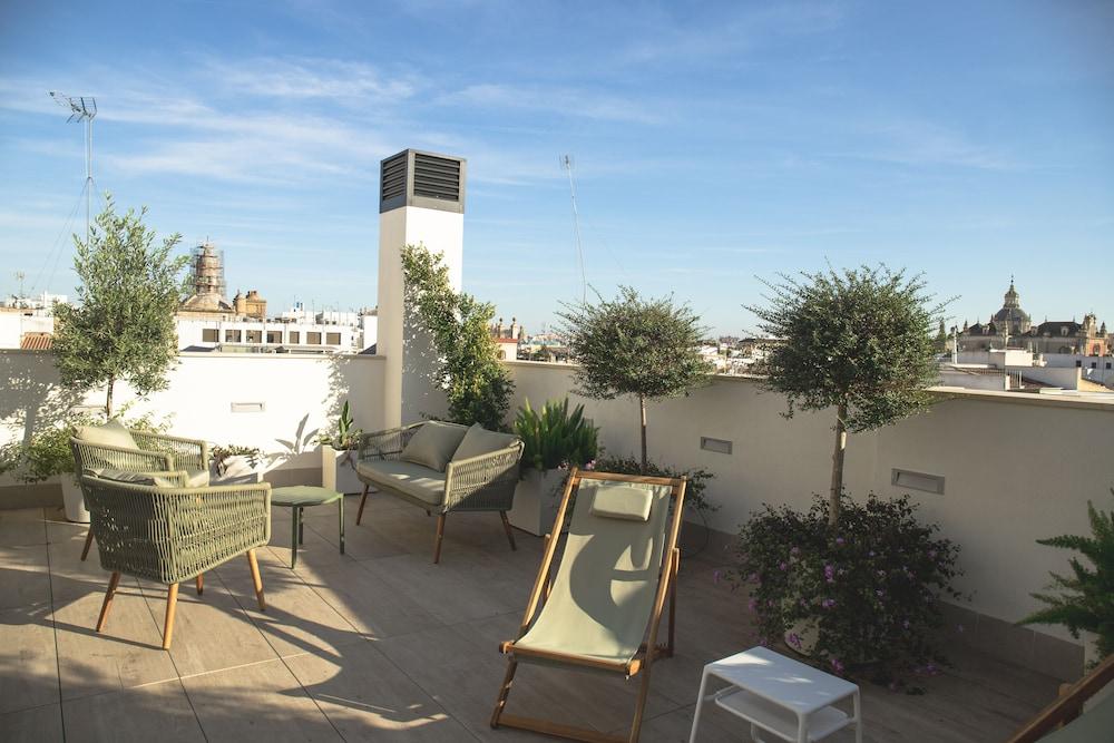 Nqn Aparts & Suites Sevilla