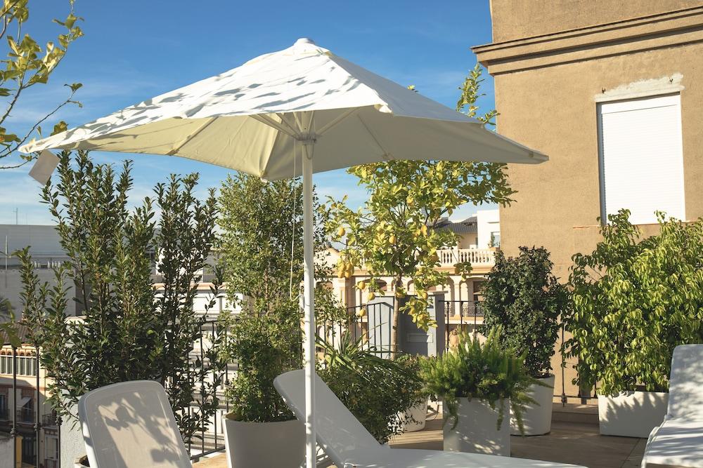 Nqn Aparts & Suites Sevilla