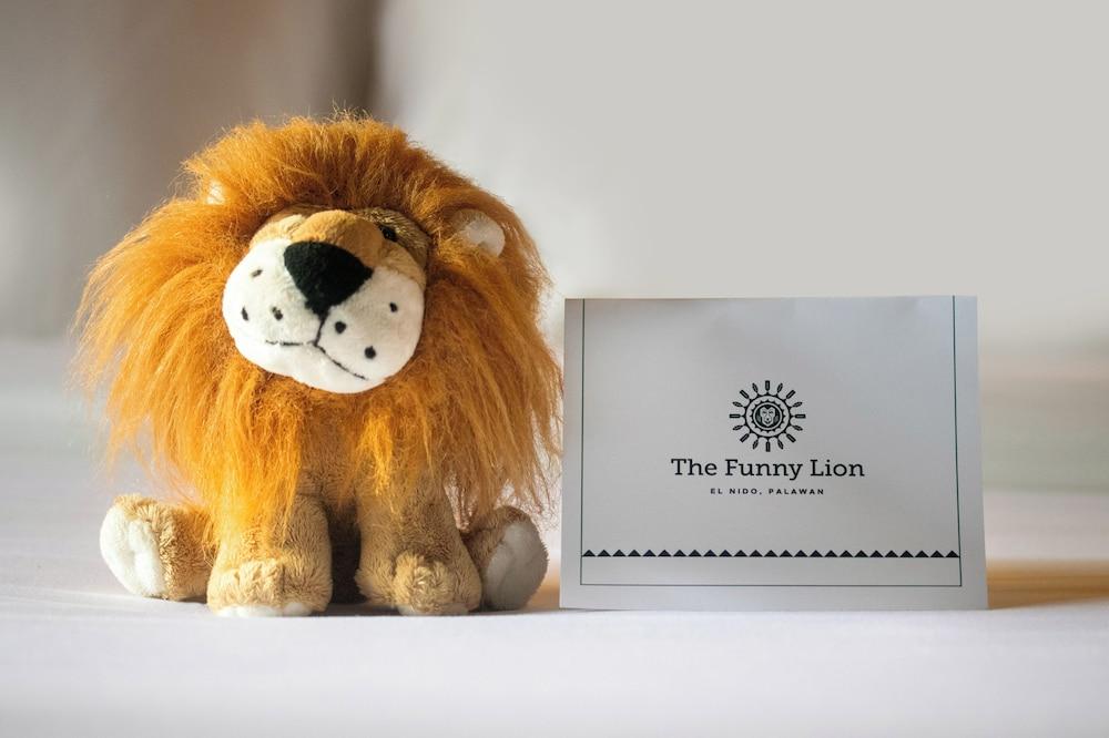 The Funny Lion El Nido
