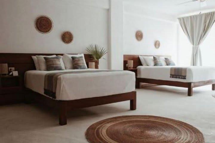 Noah Beach Hotel & Suites