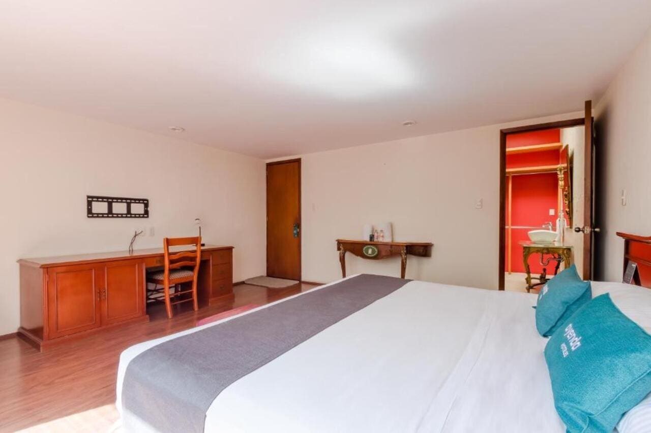 Ayenda Suites Cuija