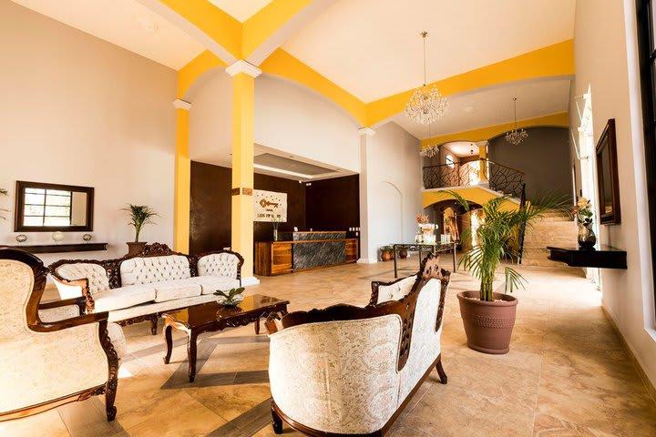 Hotel Los Frailes