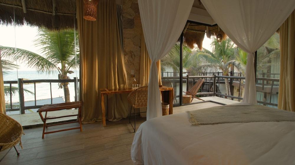Akkuun Tulum Adults Only