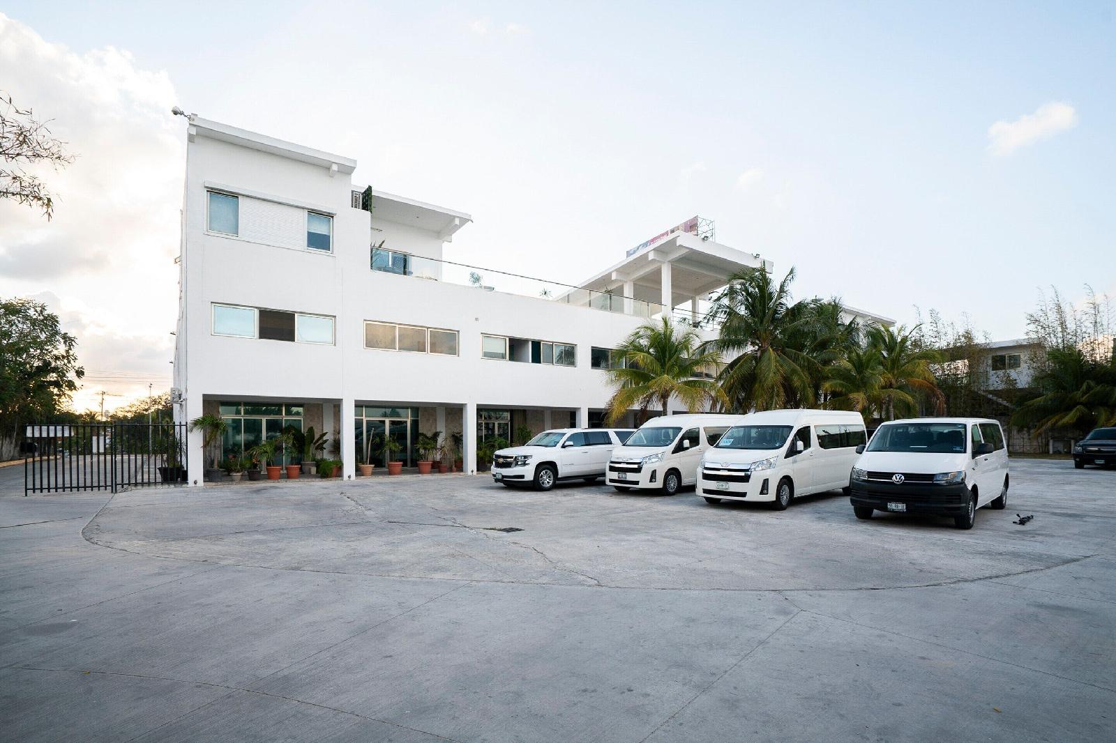 Capital O Cancun International Airport 24/7