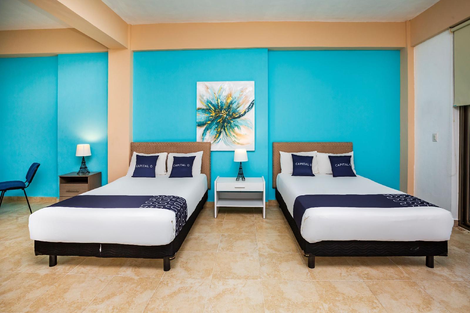 Capital O Cancun International Airport 24/7