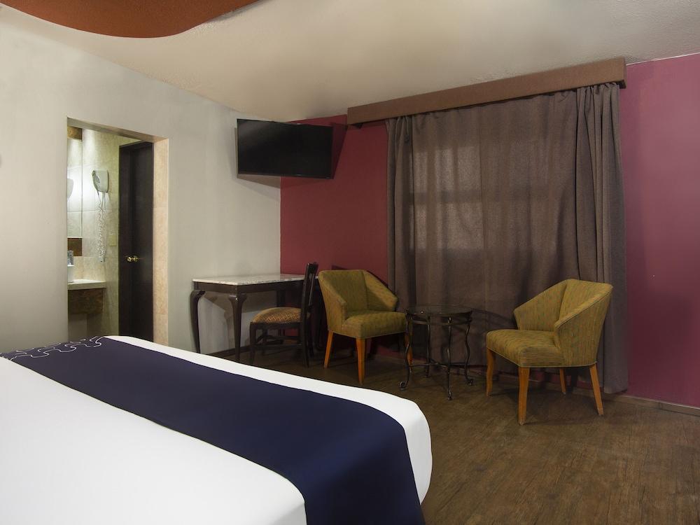 Capital O Hotel Rose