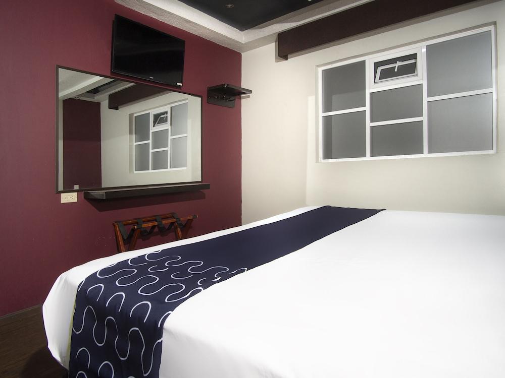 Capital O Hotel Rose