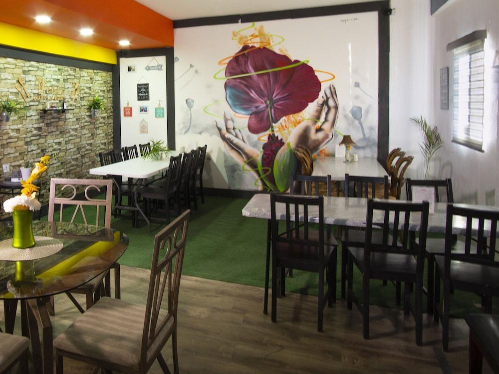 Capital O Hotel Rose