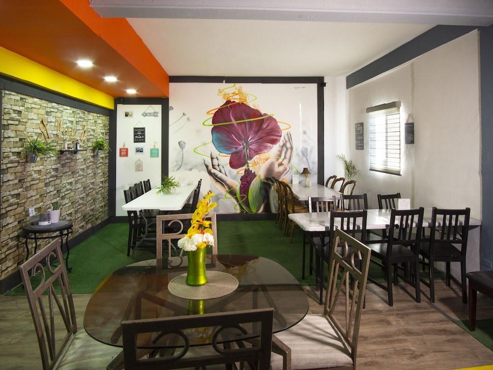 Capital O Hotel Rose