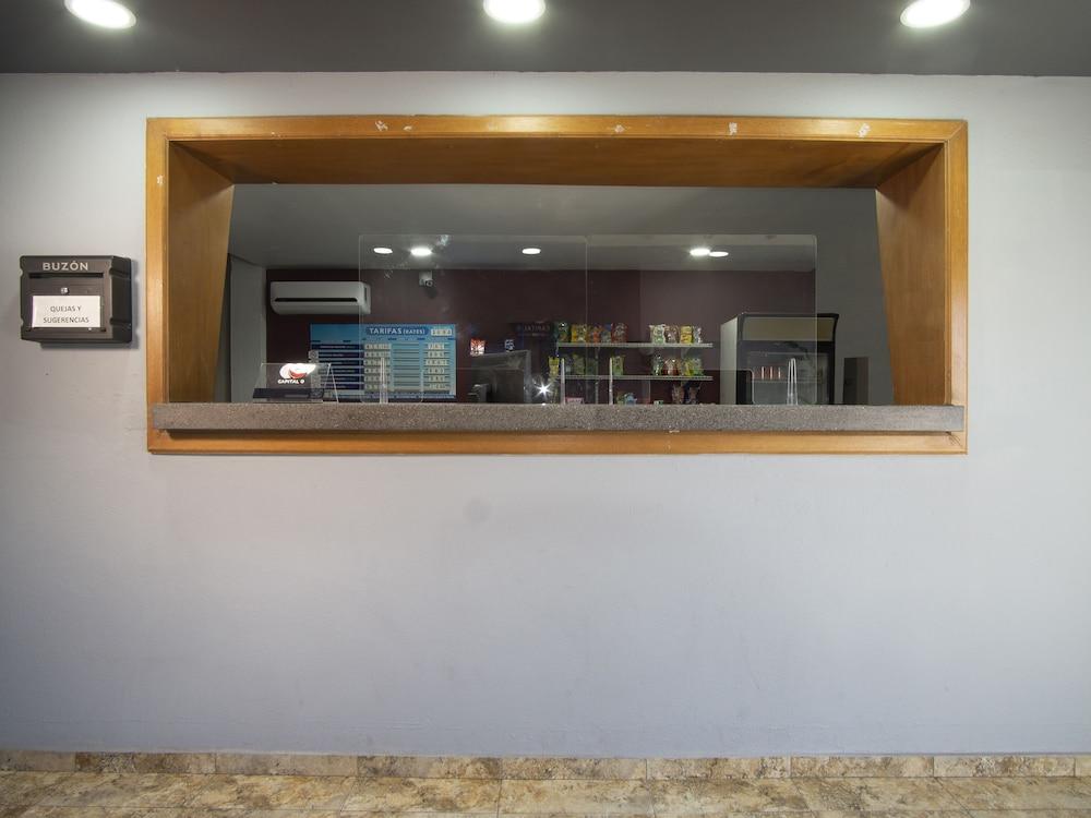Capital O Hotel Rose