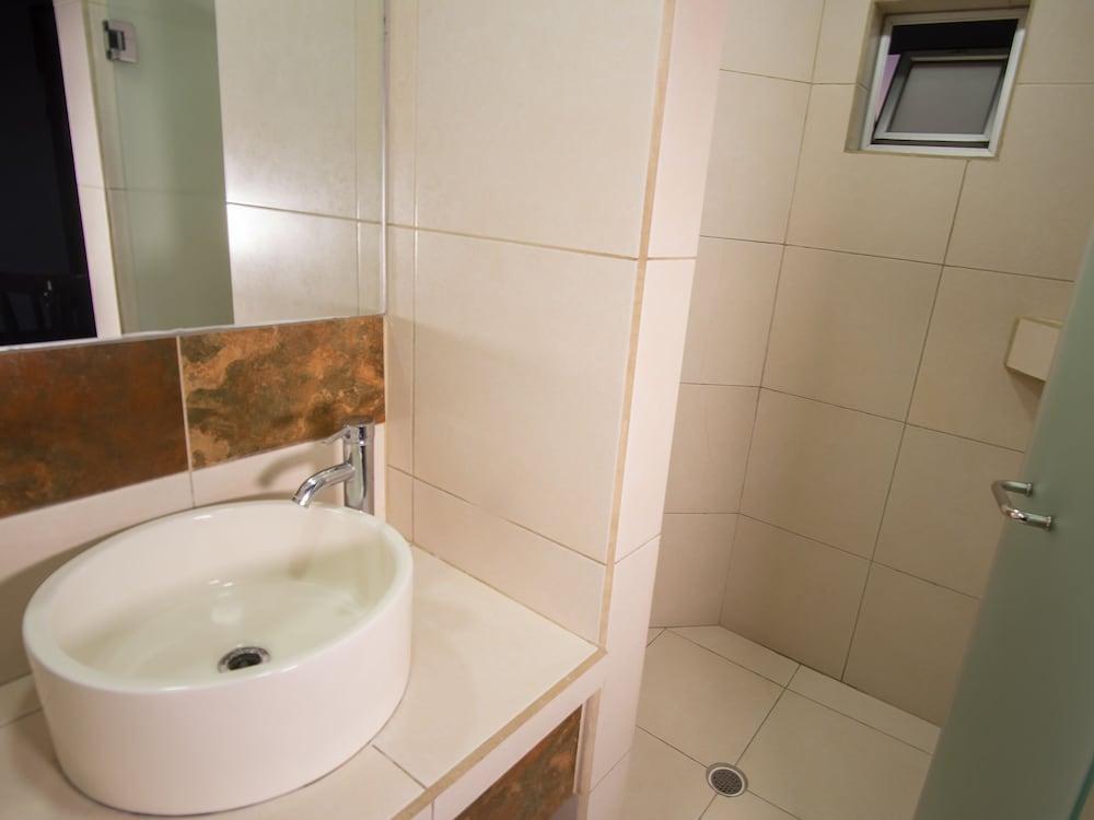Capital O Hotel Rose