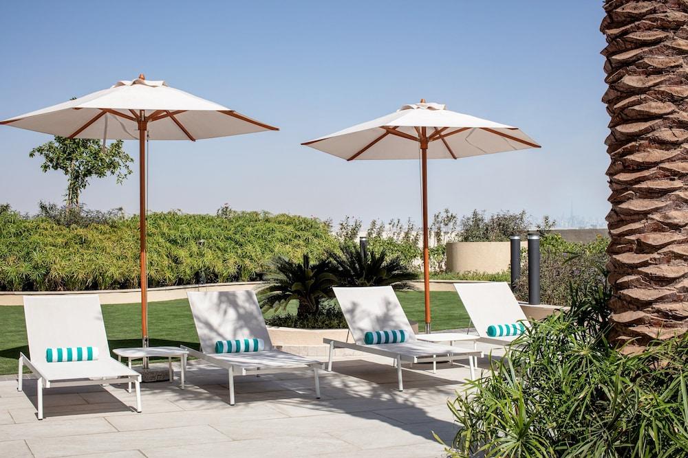 Holiday Inn Hotel & Suites Dubai Science Park, An Ihg Hotel 