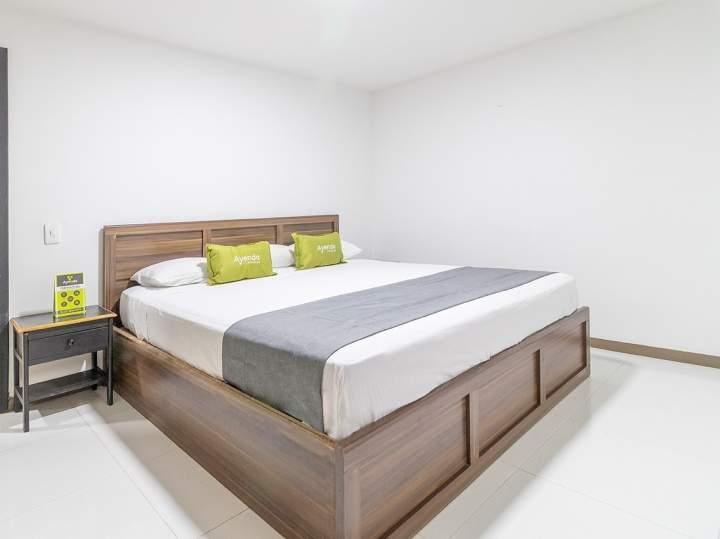 Hotel 52