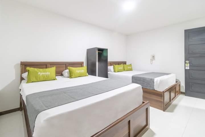 Hotel 52