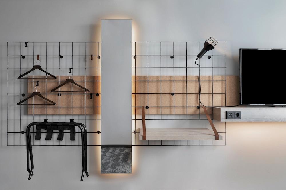 Moxy Dusseldorf City