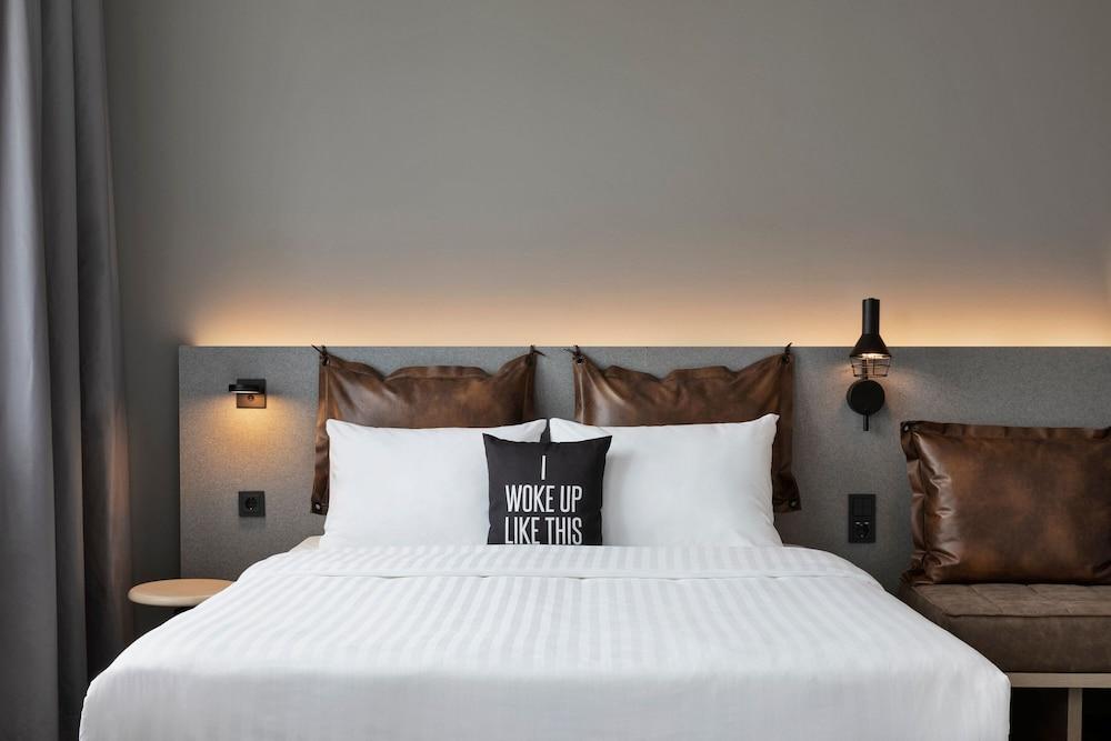 Moxy Dusseldorf City