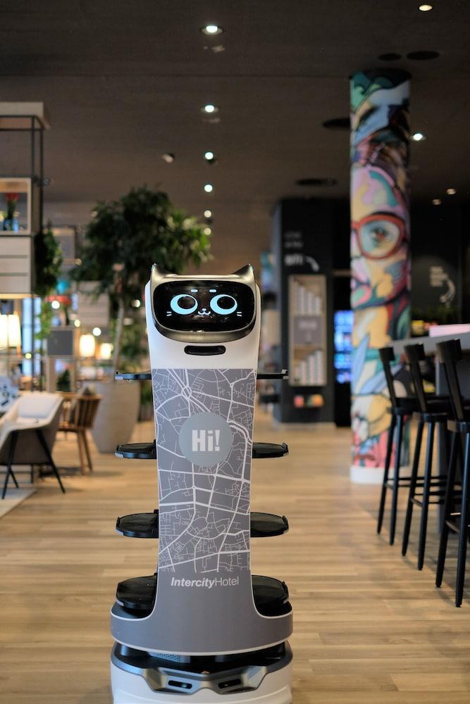 IntercityHotel Amsterdam Airport