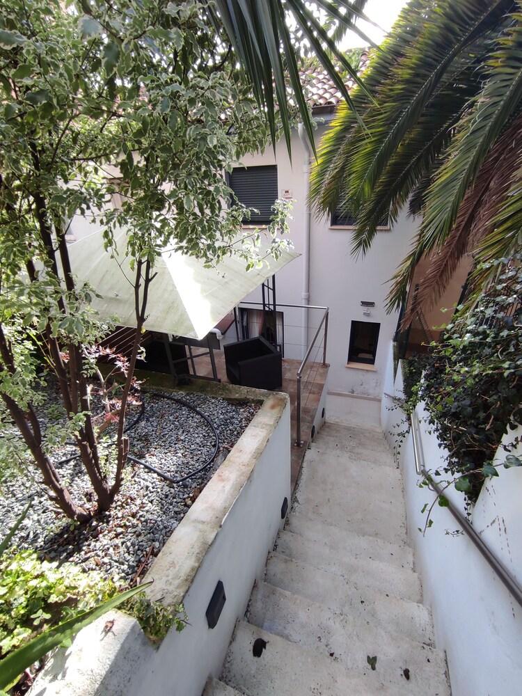 Los Patios Santander Alojamiento