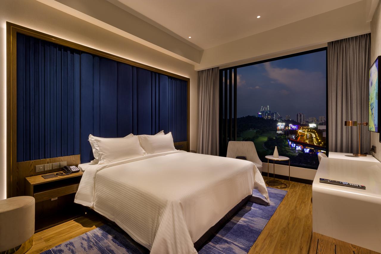 M Resort & Hotel