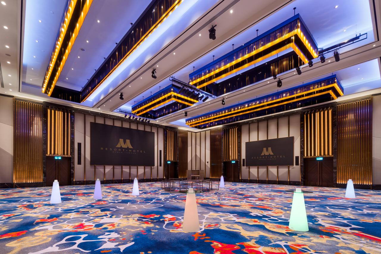 M Resort & Hotel