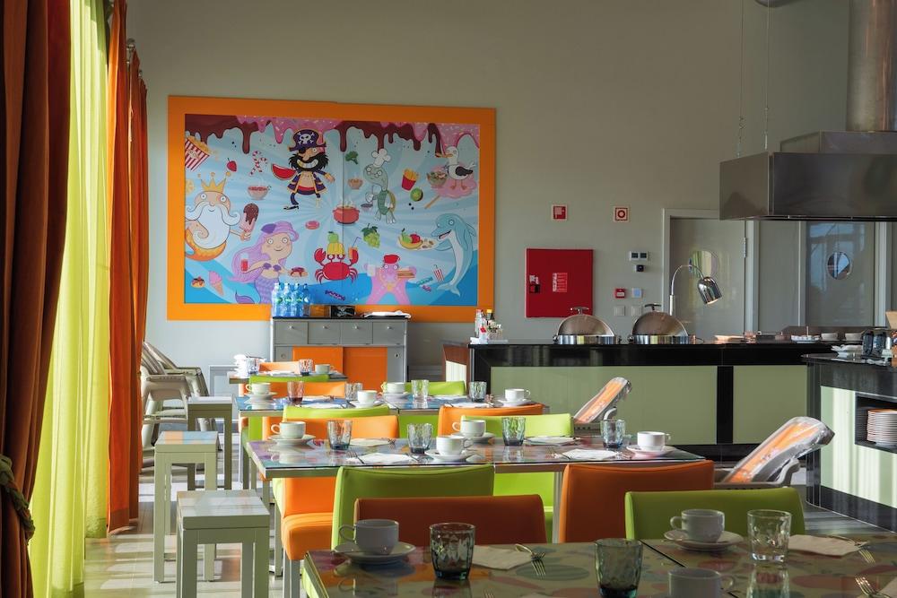 Vila Galé Nep Kids