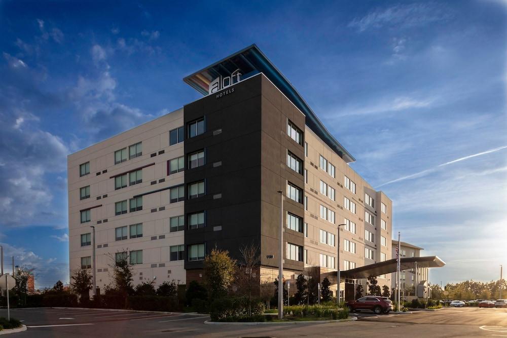 Aloft Orlando Lake Buena Vista