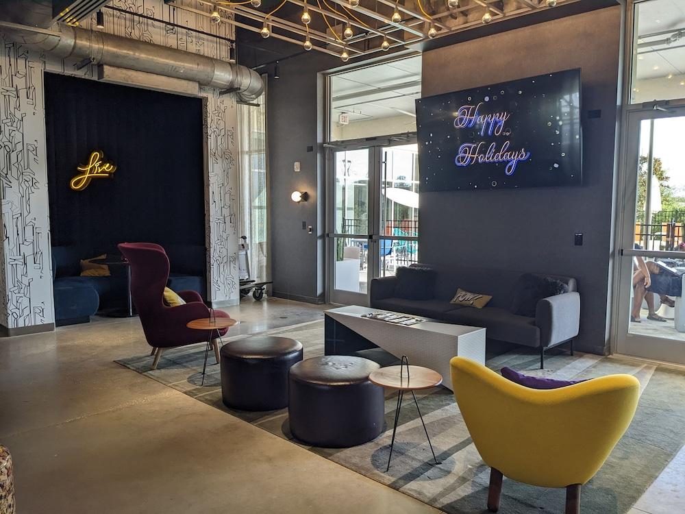 Aloft Orlando Lake Buena Vista