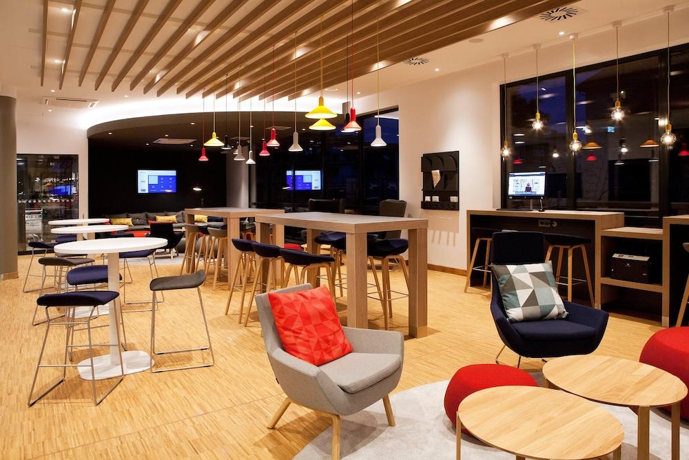 Holiday Inn Express - Düsseldorf Airport