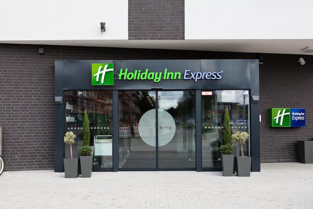 Holiday Inn Express - Düsseldorf Airport