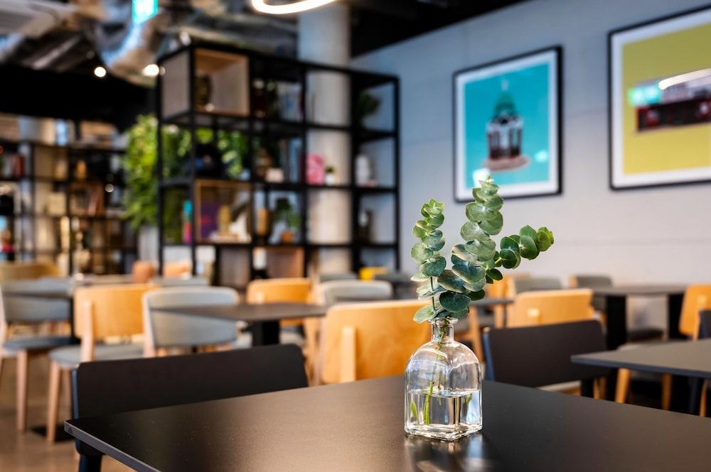 Staycity Aparthotels Tivoli