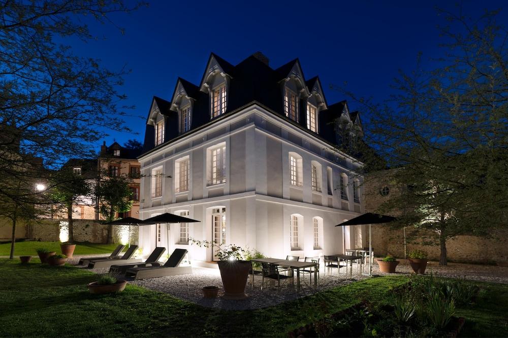 Hotel Saint-Delis