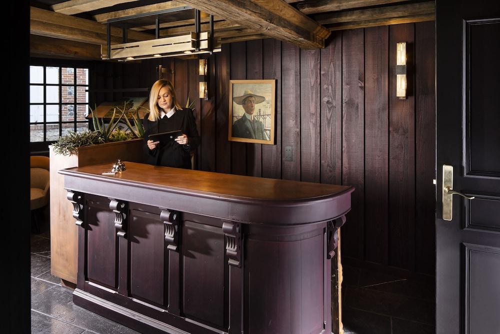 Hotel Saint-Delis