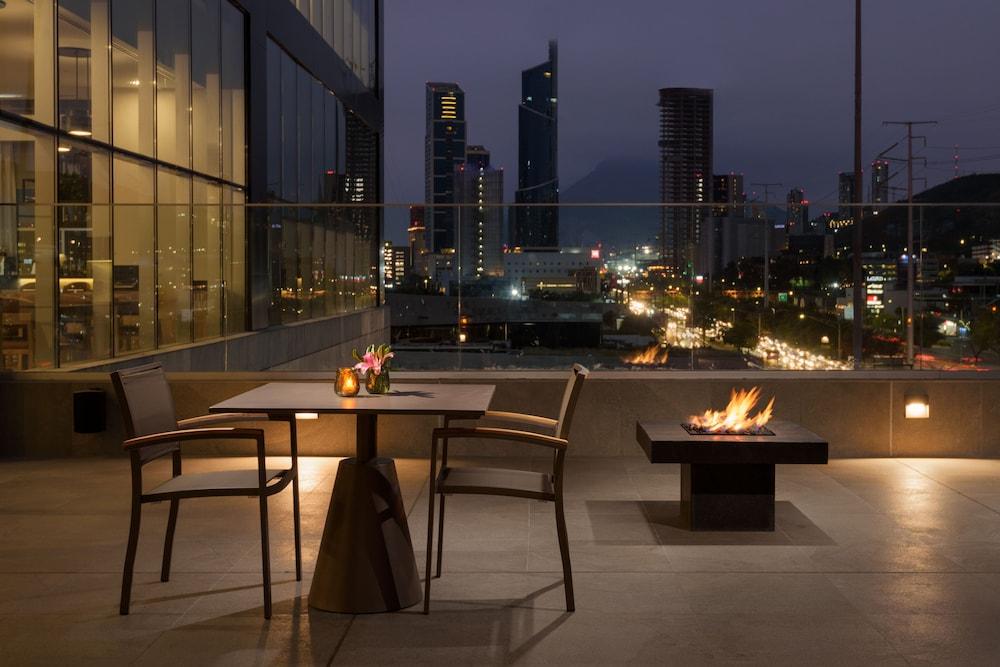 Hyatt House Monterrey Valle / San Pedro